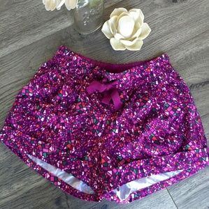 EUC Lululemon Spring Break-Away Shorts